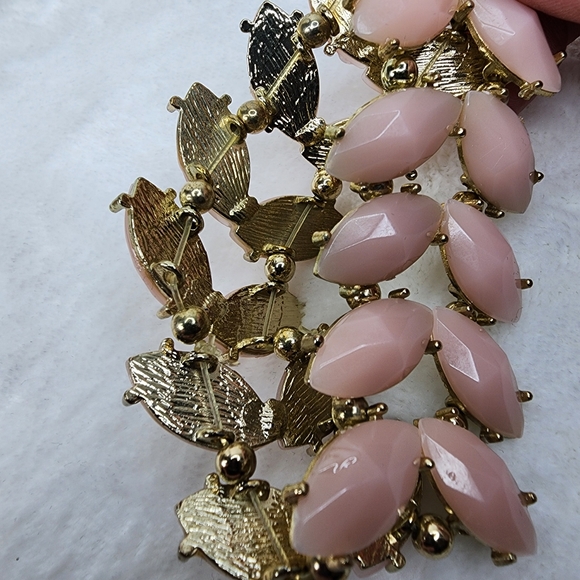 Vintage Stretch Bracelet Linked Pink Acrylic Gems with Gold Tone Metal 9" - Picture 8 of 13
